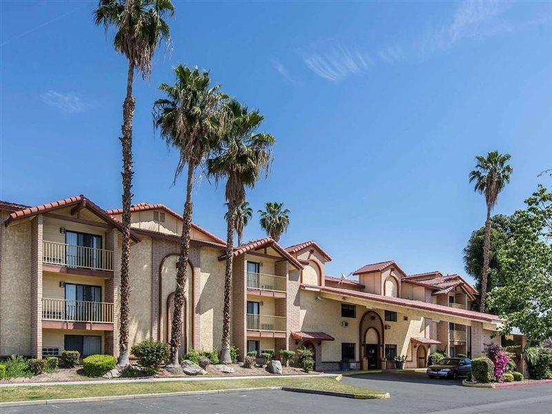 Quality Inn & Suites Bakersfield Ngoại thất bức ảnh