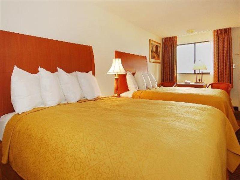 Quality Inn & Suites Bakersfield Ngoại thất bức ảnh