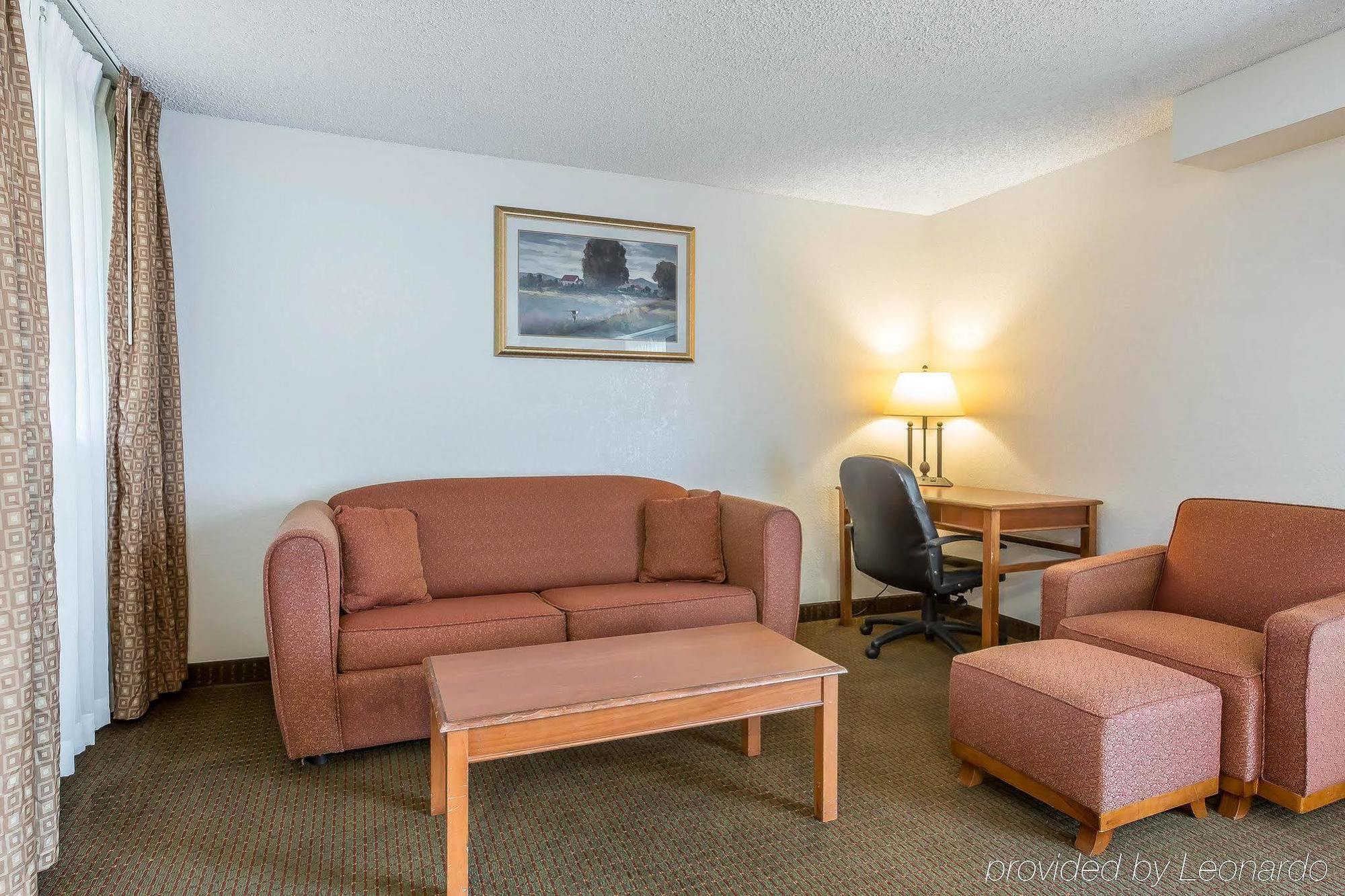 Quality Inn & Suites Bakersfield Ngoại thất bức ảnh