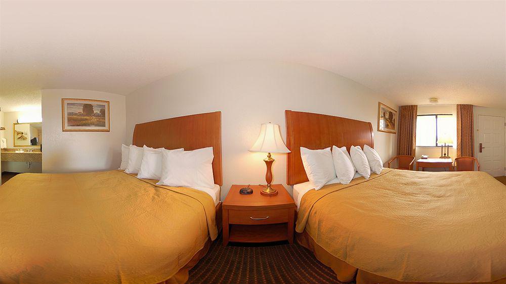 Quality Inn & Suites Bakersfield Ngoại thất bức ảnh