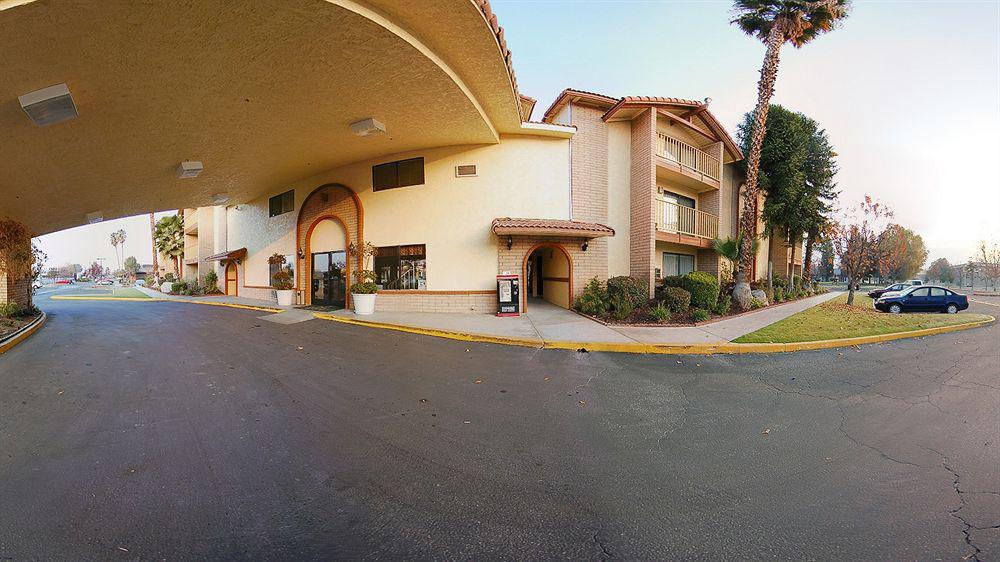 Quality Inn & Suites Bakersfield Ngoại thất bức ảnh